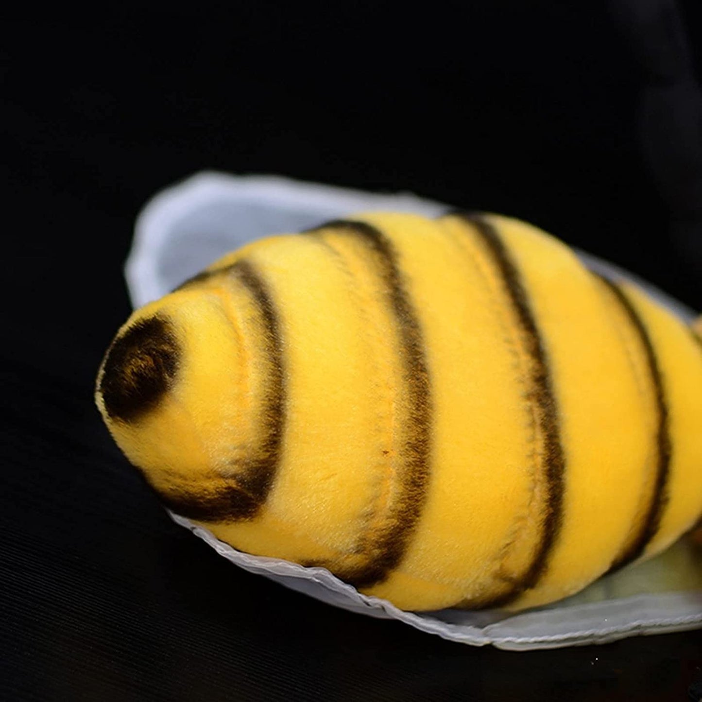 Bee Plush Toy, Lifelike Bee Stuffed Animals, Realistic Bee Big Wings Toys