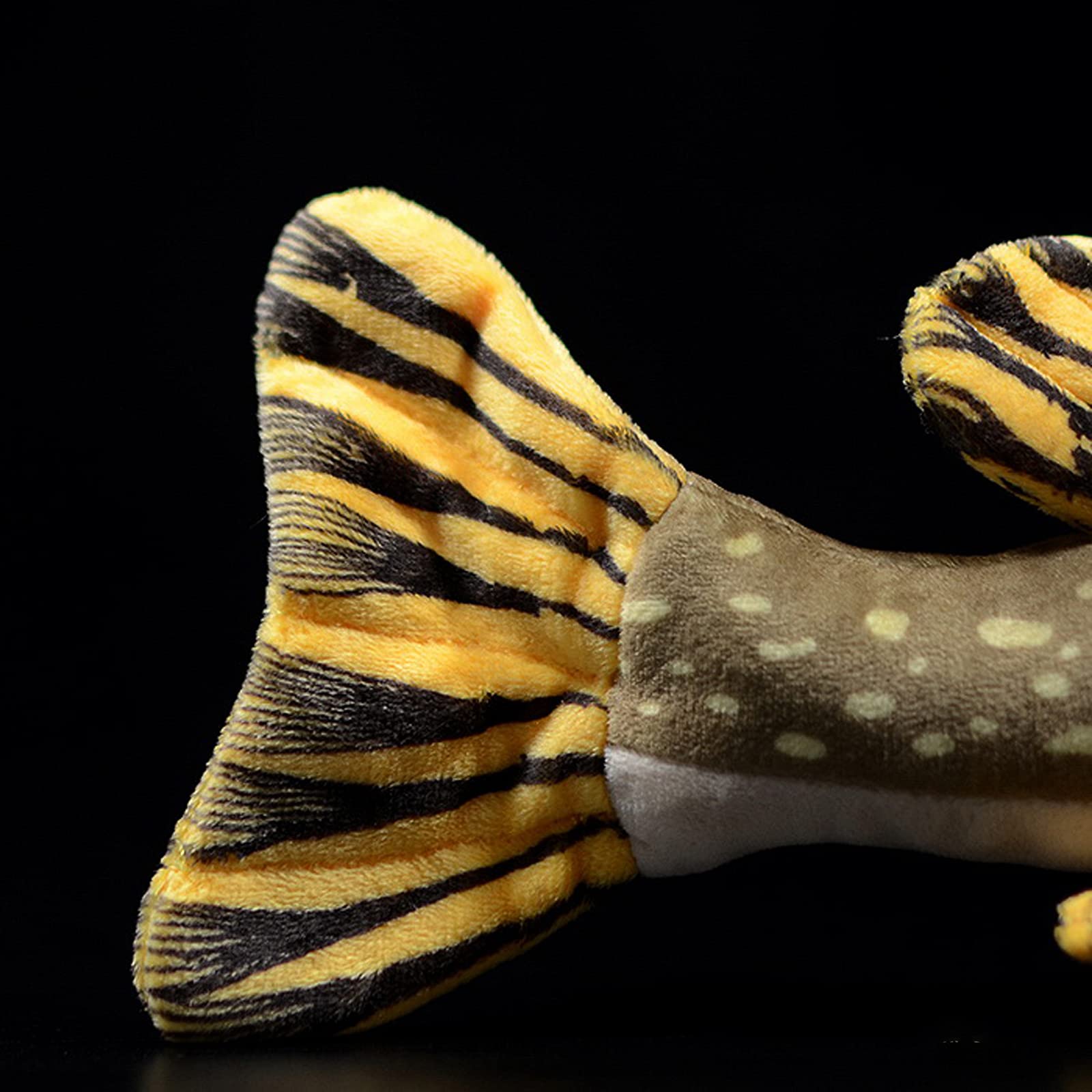 Northern Pike Fish Plush Toy, Simulation Lifelike Depth Ocean Stuffed Animals Pike Plushie Toys